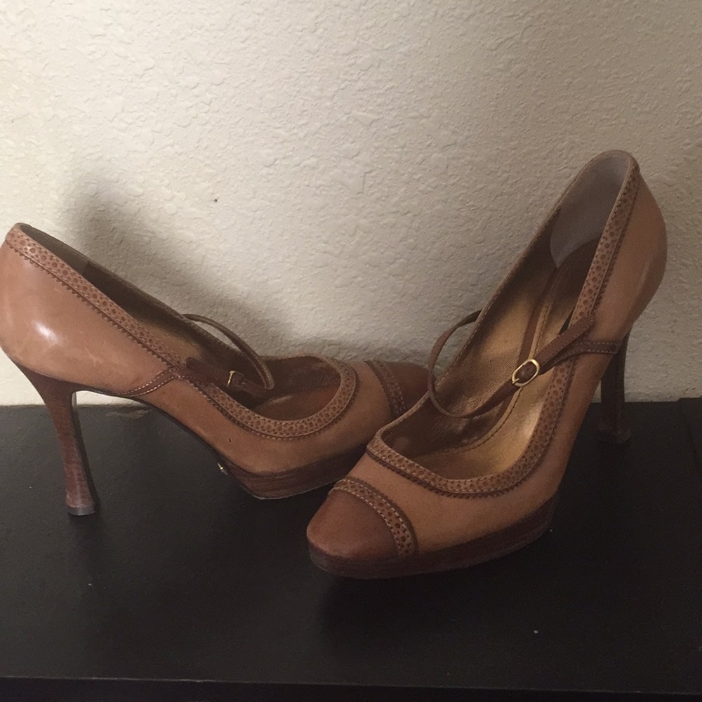 Women’s dolce and gabbana heels - Picture 4 of 5